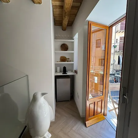Holiday home The Lavender Town House - In The Heart Of